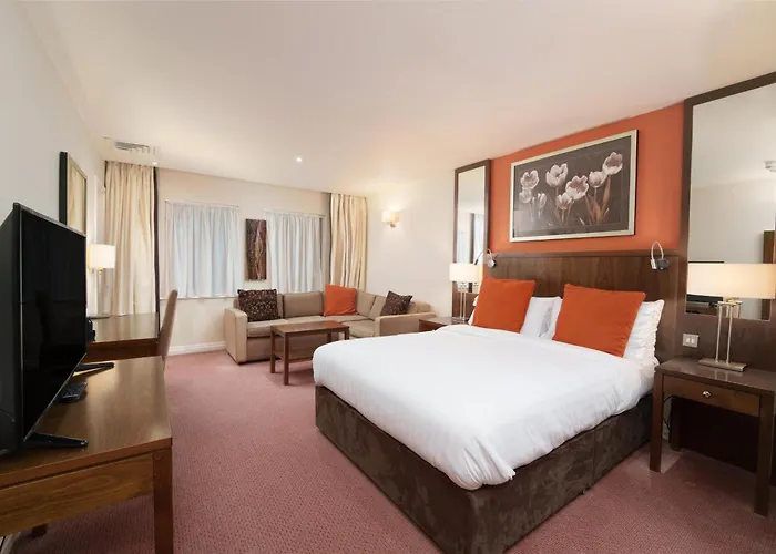 Best Western Plus Milford Hotel